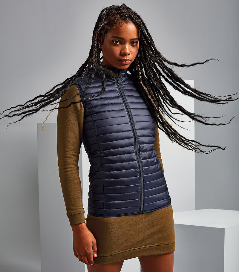 2786_Ws-Tribe-Fineline-Padded-Gilet_TS19F_LS00_2021