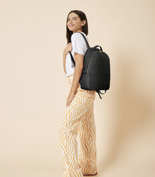 BagBase_Boutique-Backpack_BG768_Black-Lifestyle-3