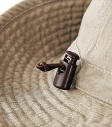 Beechfield_Outback-Hat_B789_Pebble-draw-string-toggle