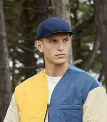 Beechfield_Outdoor-5-Panel-Camper-Cap_B659_Navy-Lifestyle