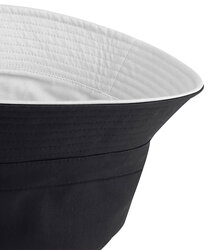 Beechfield_Reversible-Bucket-Hat_B686_Black-Light-Grey-contrasting-panel-detail