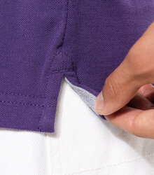 Kariban_Mens-short-sleeved-polo-shirt_K241-08_2023_purple_detail-bottom-side-slit