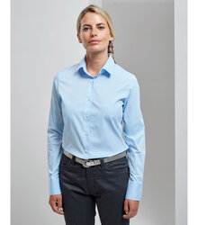 Premier_Womens-Stretch-Fit-Cotton-Poplin-Long-Sleeve-Shirt_PR344_PaleBlue_lifestyle0