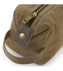 Quadra_Heritage-Waxed-Canvas-Wash-Bag_QD651_desert-sand_webbing-handle