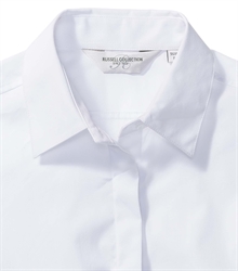 Russell-Ladies-Short-Sleeve-Fitted-Ultimate-Stretch-Shirt-961F-white-detail