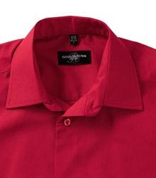 Russell-Mens-Cap-Sleeve-Fitted-Polycotton-Poplin-Shirt-925M-classic-red-detail