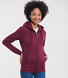 Russell_Ladies-Authentic-Zipped-Hood_266F_0R266F041_Model_front