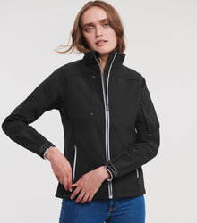 Russell_Ladies-Bionic-Softshell-Jacket_410F_0R410F036_Model_front