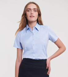 Russell_Ladies-Short-Sleeve-Herringbone-Shirt_963F_0R963F042_Model_front