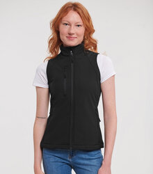 Russell_Ladies-Soft-Shell-Gilet_141F_0R141F036_Model_front