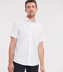 Russell_Men-Sh-Sl-Easy-Care-Fitted_947M_0R947M030_Model_front