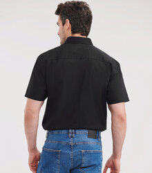 Russell_Mens-Short-Sleeve-Polycotton-Easy-Care-Poplin-Sh_935M_0R935M036_Model_back