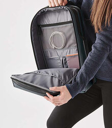 Stormtech_Hedmark-Commuter-BackPack_KNX-2_lifestyle-detail8